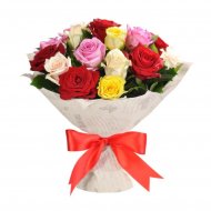 Букет из разноцветных роз Букет из разноцветных роз